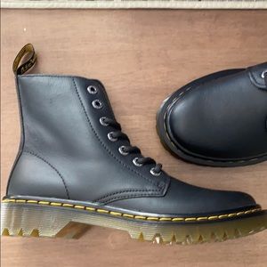 Dr. Martens Luana Black/Brand New Size 7 Woman’s